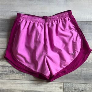 Nike Dri-FIT Tempo Two-Tone Running Shorts